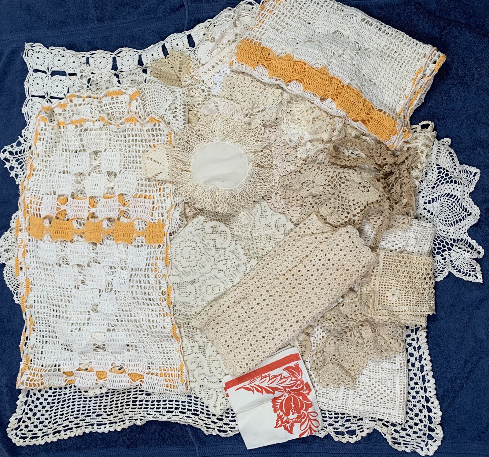 Lot of 40 Vintage Cutter Craft Table Runners Linens Doilies