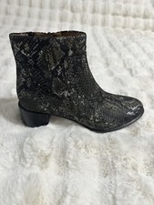 Vionic Kamryn Ankle Boots Pewter Boa Bootie Size 9