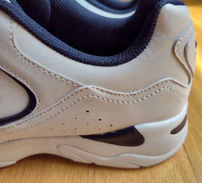 FILA TRI RUNNER MENS LEATHER WHITE NAVY SNEAKER NWOB SIZE  display picture 3