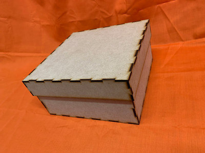 MDF Holz BASTELBOX 20x20x10cm personalisiert Basteln Heiligabend Lasercut Geschenk