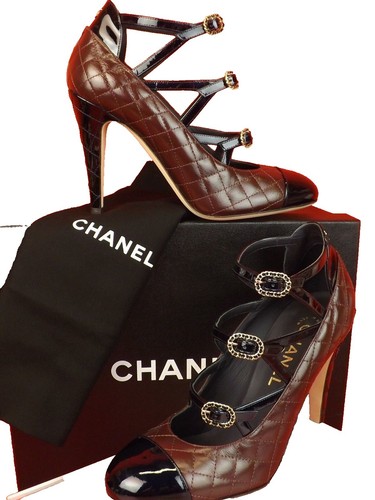 Chanel Cap Toe Pumps Beige Black Leather Block Heel 36C Wide