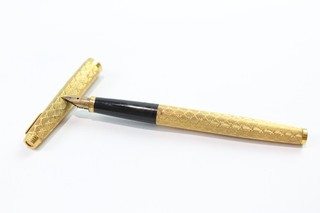 Vintage Parker 75 Gold Plated Fountain Pen Writing 18ct Gold Nib