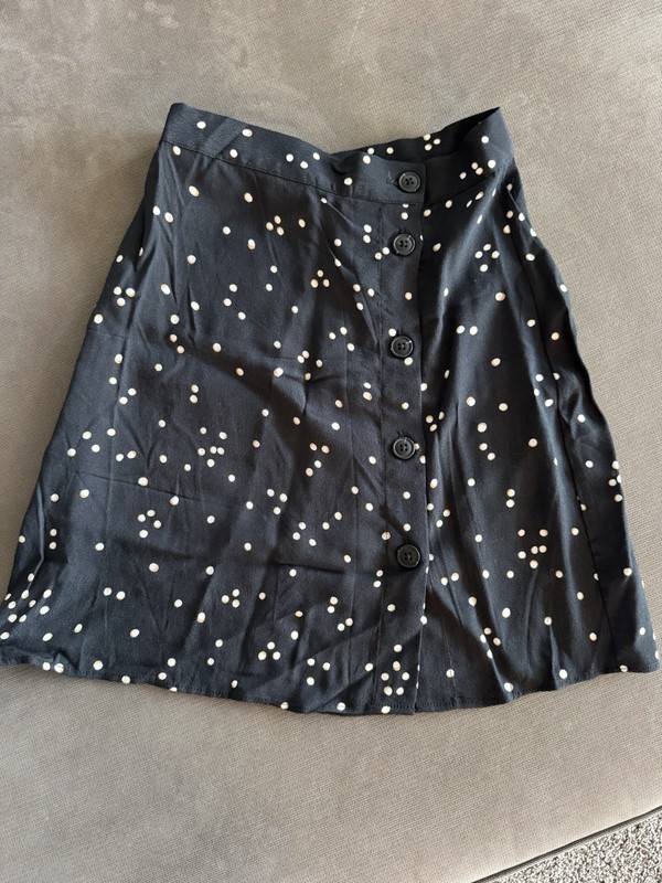 H&M Black Polka Dot Button Down Skirt A-line Mini Flare Size 0