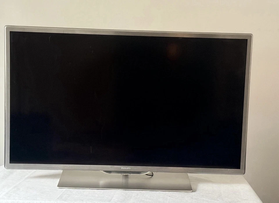 Philips 46″ Smart TV 46PFL9707S/12 3D Ambilight Full HD gebraucht - Bild 3 von 4