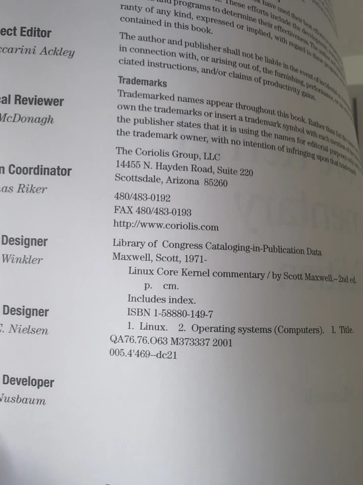 Linux Core Kernel Commentary by Scott Maxwell. His first book and edition. - Image 4 of 4