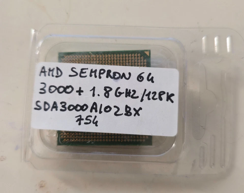 AMD Sempron 64 3000+ 1.8GHz/128 KB 64Bit socket 754 SDA3000AIO2BX - Immagine 3 di 3