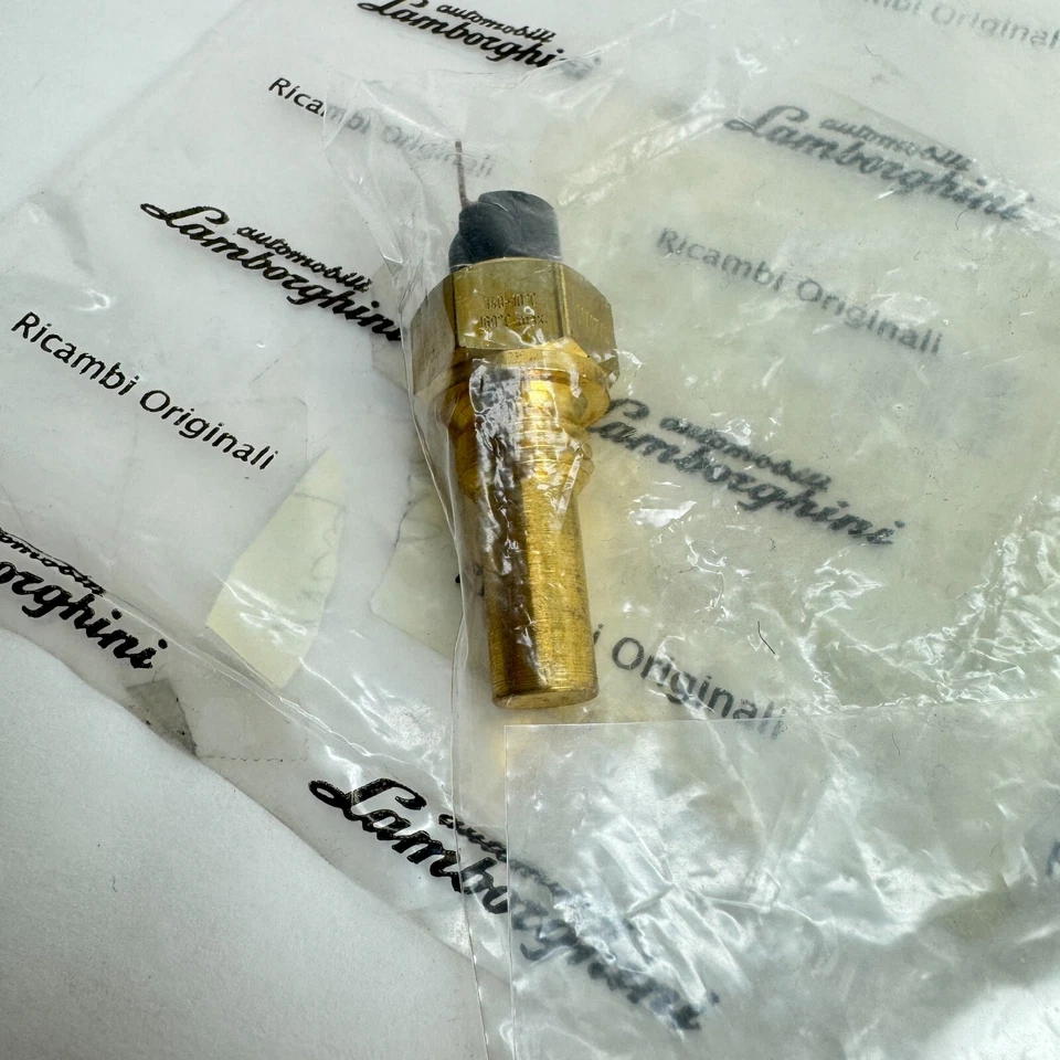 OEM Lamborghini Gallardo & Murcielago Oil Temperature Sensor 01S919529 - Image 4 of 4