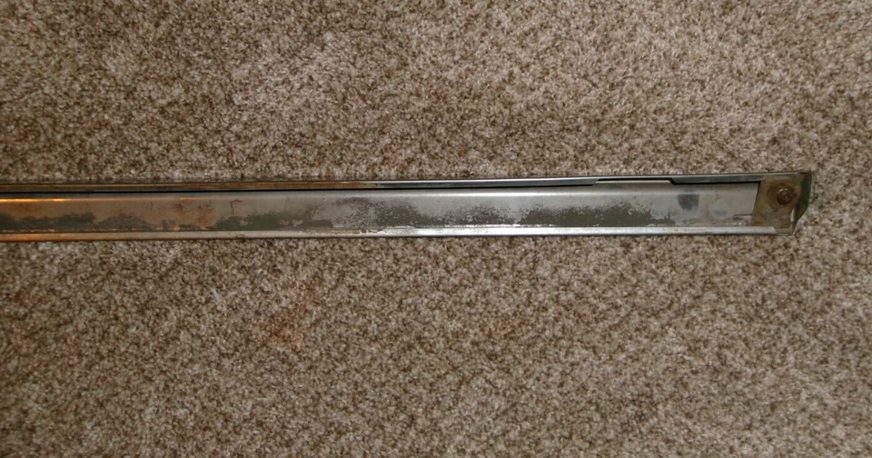 1963 年凯迪拉克 Fleetwood 司机门下模 # 3632210 复古原始设备制造商 — 第 3/3 张图片