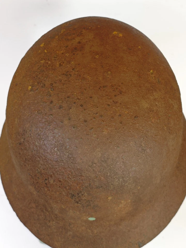 Reliquia originale WW2 WWII tedesco M40 ELMETTO taglia 64 da fronte Kurland - Immagine 4 di 4