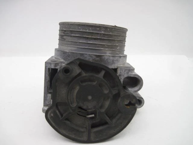 THROTTLE BODY Volvo S40 V40 2000 00 2001 01 02 03 04 NO NOS 720761 - Image 4 of 4