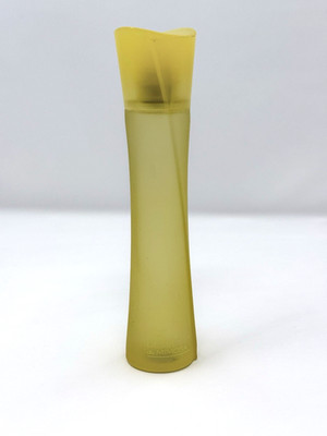 Yves Rocher Pur Desir De Mimosa 2 oz EDT Spray New No Box
