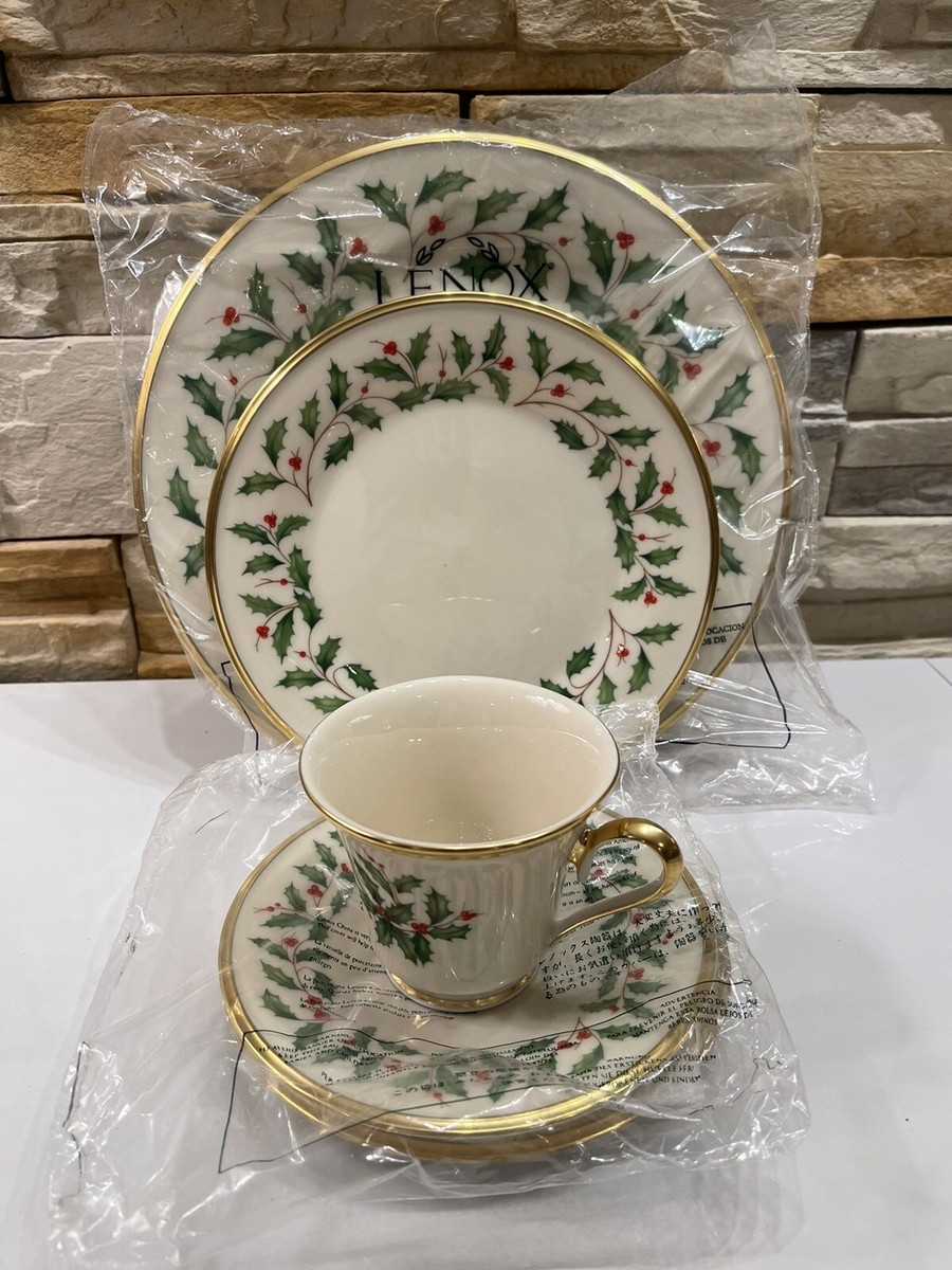 Lenox Holiday Dimension Fine China 5 Piece Place Setting 24kt Gold