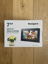 Sungale DPF710 7'' Digital Photo Frame Complete in Box New In Box