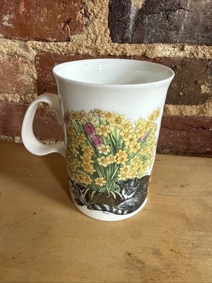 Dunoon Sophisticats Sue Scullard Fine Bone China Mug Devon Shape 10 oz RETIRED