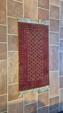 Red rug, small