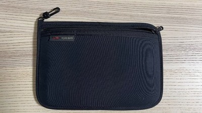 Tom Bihn Padded Organizer Passport Case Black Nylon Zipper Gebraucht