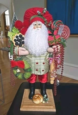 LYNN HANEY 2007 Chef's Surprise Santa Style #1407 Signed