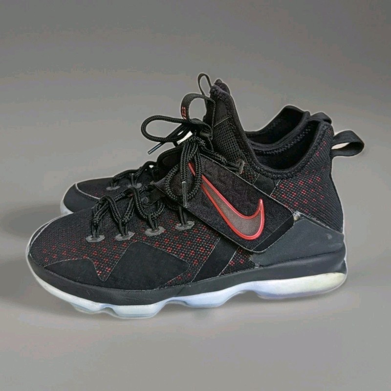 Nike LeBron 14 Fresh Bred Size 4.5y Kids Black Red Basketball Sneakers Sixers