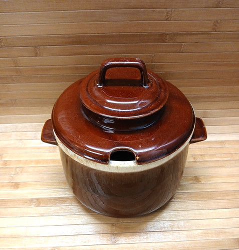 McCoy Bean Pot Crock Brown Drip Glaze With Handles & Lid Vintage USA Kitchenware