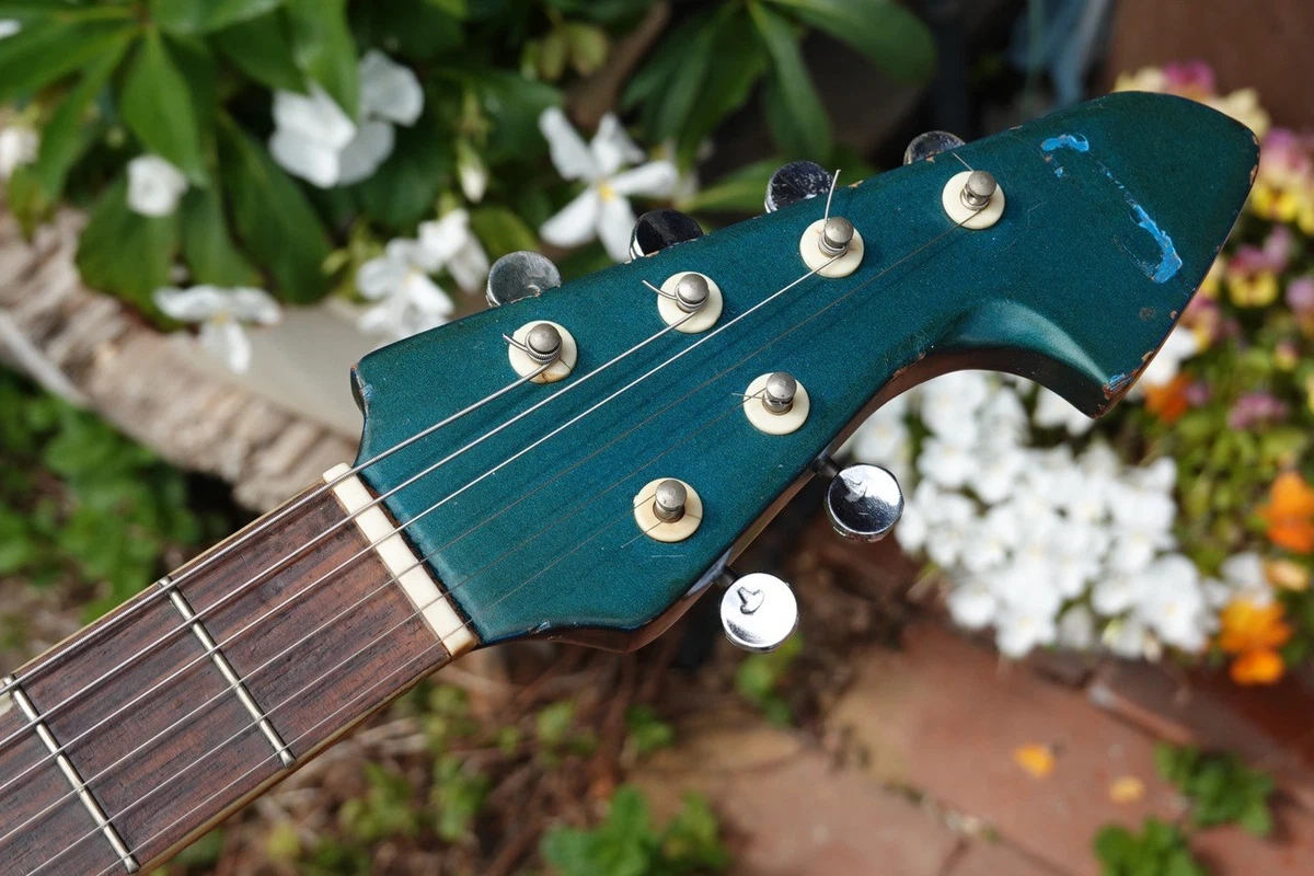 Teisco WG-4L 1965 Vintage Blue Electric Guitar 4 Pickups Mahogany