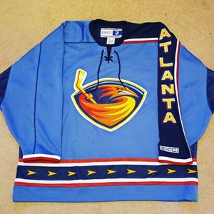 atlanta thrashers blue jersey