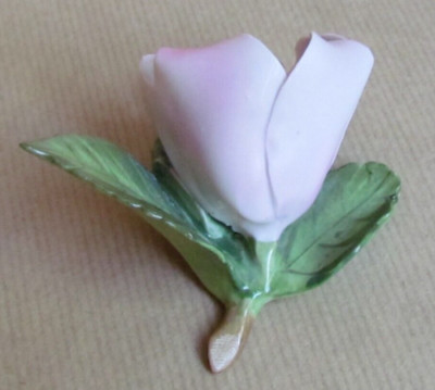HEREND PORZELLAN BLUMEN MENÜHALTER (8542)