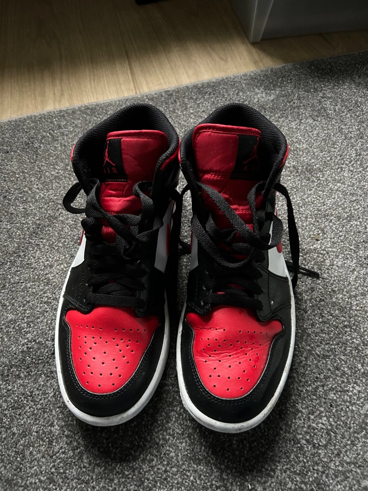 Nike jordan air 1 alte nere rosse e bianche taglia UK 6