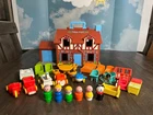 Vintage Fisher Price Little People Brown Tudor House 952. MINT with BABY, EXTRAS