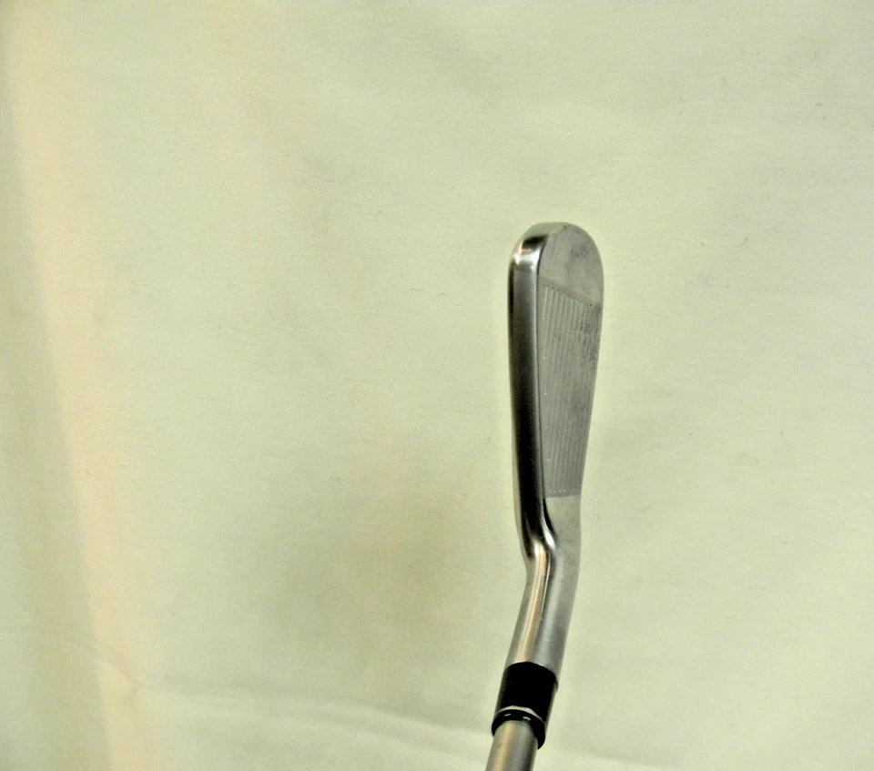 NICE LEFT HAND TAYLORMADE UDI SIM UTILITY 2 IRON DIAMANA THUMP 90g STIFF FLEX - Image 3 of 4