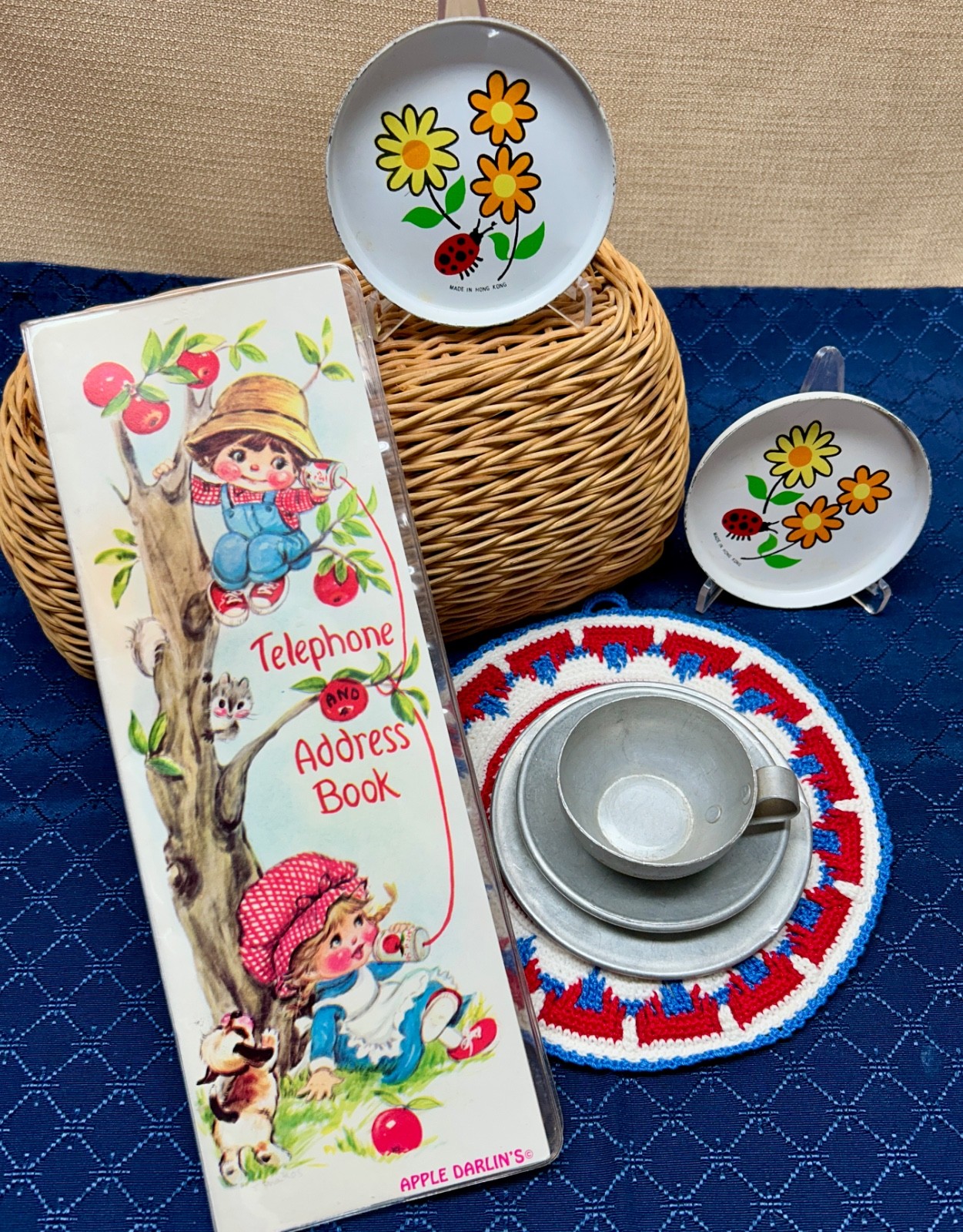 CHILDS Vintage Cookware Pretend Play Kitchen