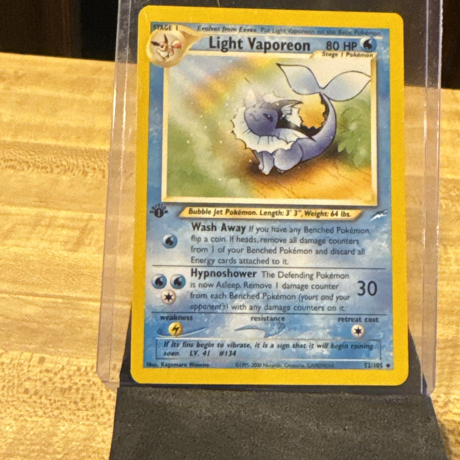 Pokemon 2000 Neo Destiny Light Vaporeon 1st Edition Uncommon #52/105 Near Mint