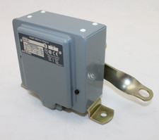 Allen-Bradley 840-B1 Float Switch