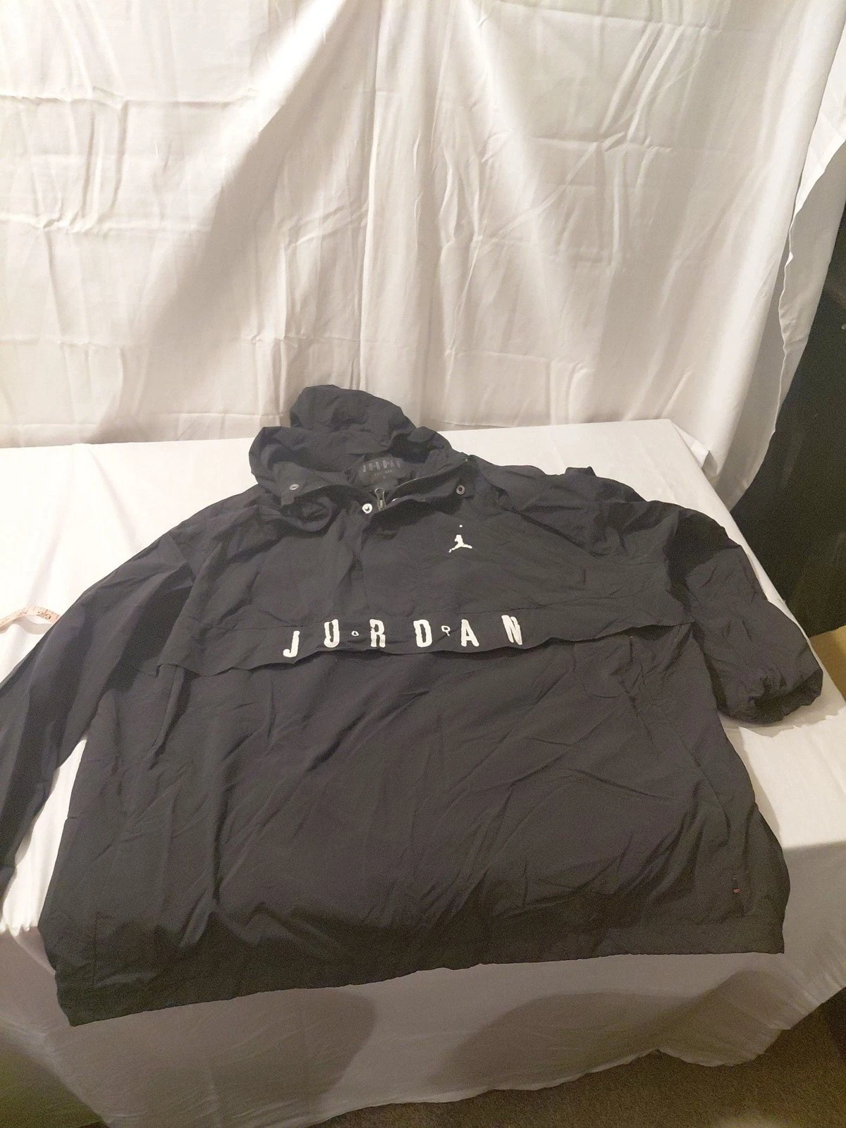 Jordan Est 1985 Black Pullover Windbreaker Jacket XL Vintage distressed letters - product detail image 2