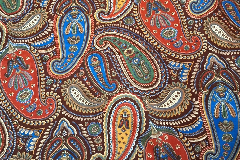 4.75 Yards Concord Fabrics Paisley Cotton Fabric 44" Wide Quilting Sewing - Image 3 of 4