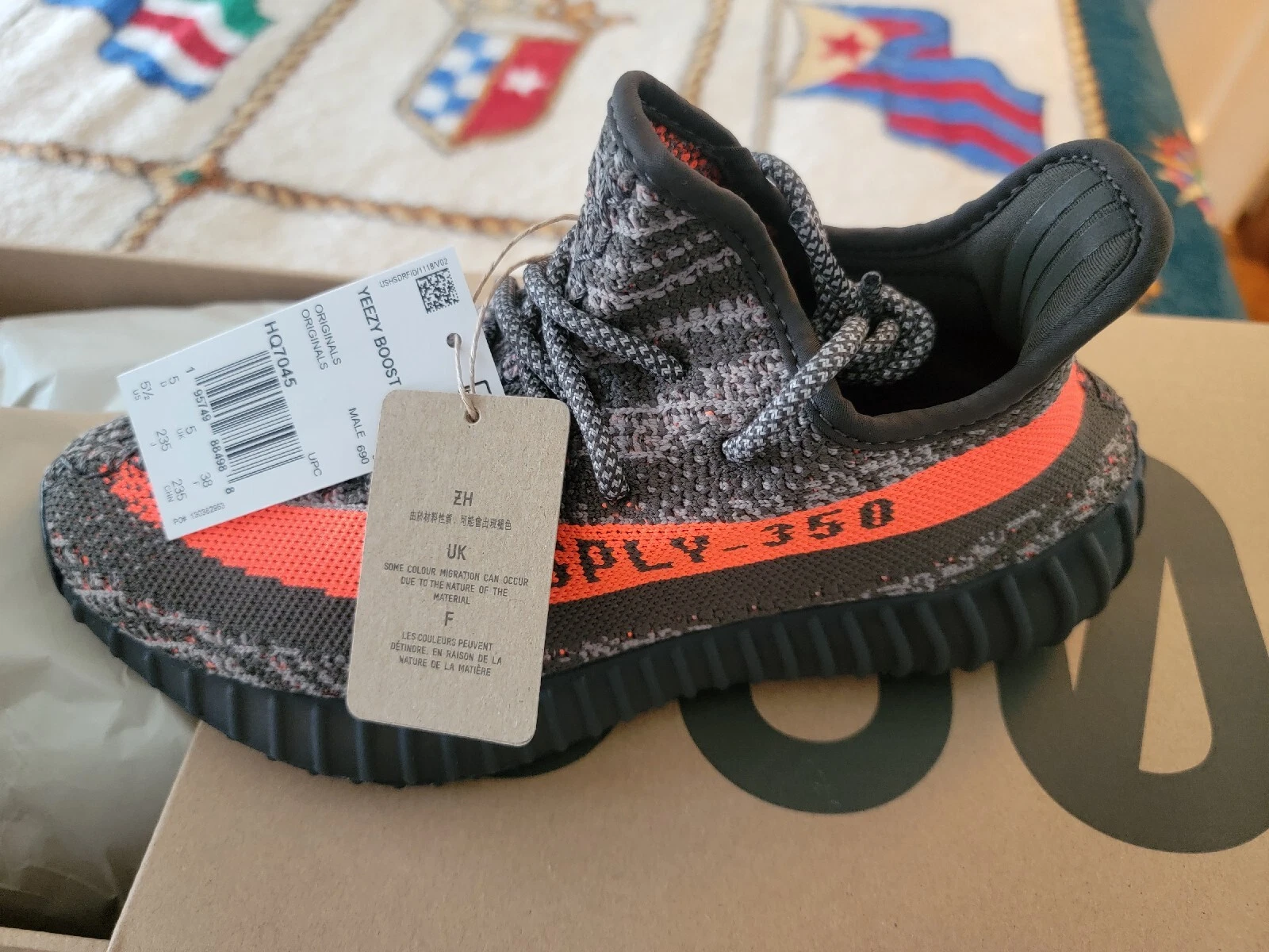 Yeezy Boost 350 V2 'Carbon Beluga' HQ7045 taglia 5 5 anni
