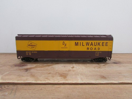 Lote #8491 vagón de carga Milwaukee Road Walthers 931-1405 escala HO #6307 | Condition: New