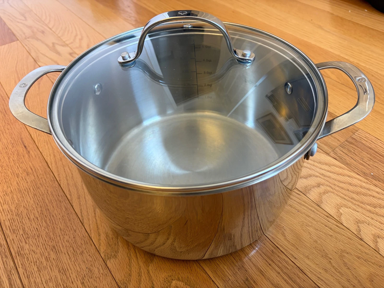 Swiss Diamond Premium Steel 5.3 qt (9.5" Diameter) Soup Pot With Glass Lid