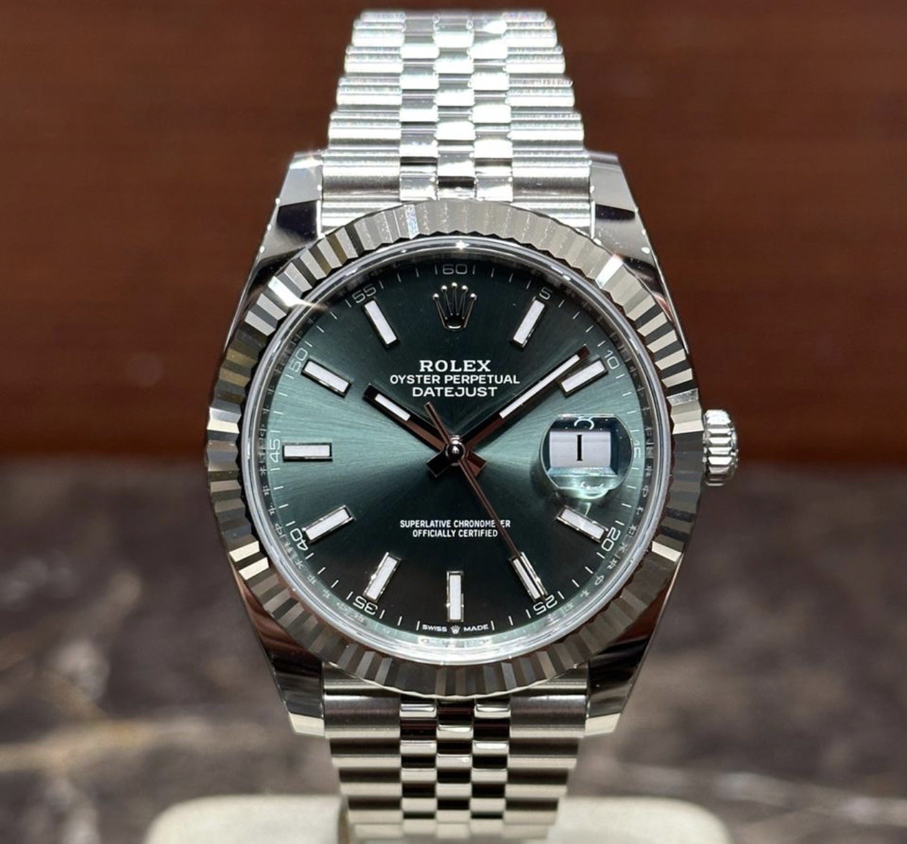 Rolex Datejust 41mm Green Sunburst Dial Fluted Bezel Jubilee 2019 WATCH ONLY
