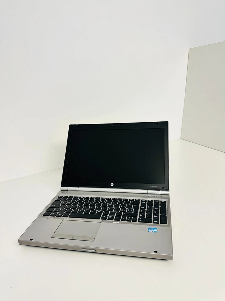 Hp Elitebook 8570p i5-3320M/8GB/120GB SSD/15,6" HD+/Windows 10 Pro/A- - Immagine 2 di 4