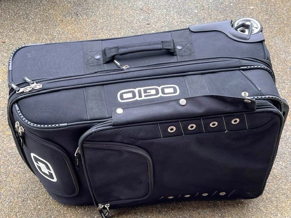 OGIO CANBERRA 26" 2WEEL ROLLING EXPANDABLE SUITCASE BAG LUGGAGE eBay