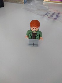Lego Harry Potter Arthur Weasley Minifigure 4840