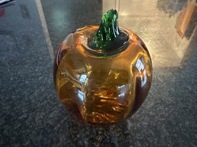 Blenko Glass Hand Blown 4.5'' Pumpkin w/ Green Stem Optic Art Glass