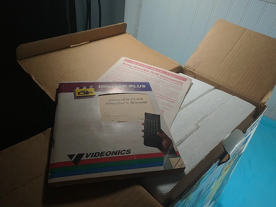 VIDEONICS VIDEO EDIT MAKER MODEL DIRECTED PLUS NTSC MANUAL REMOTE CONTROL CIB - Image 4 of 4