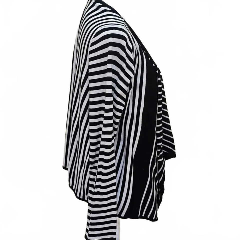 Стильный черно-белый полосатый кардиган Alfani, 1X - Изображение 2 из 4