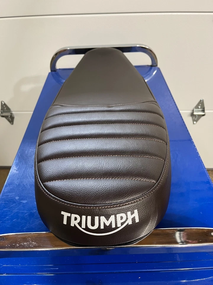 Asiento Triumph Scrambler 1200 marrón A9702001 Foto 2 de 3