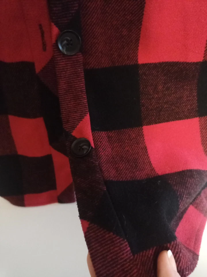 Chamarra Longline Torrid Talla 2x Mezcla Lana Roja Negra Cuadros Foto 4 de 4