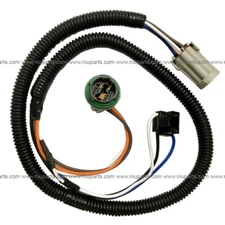 5 Pin Male-to-Female Split Wire Harness Fit： International 9200 9400 Headlight