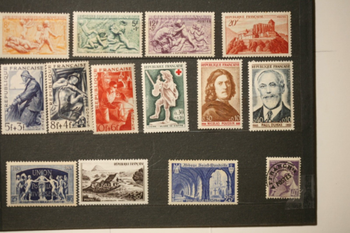 Timbres France 28 timbres** diverses périodes voir photos - Photo 1/2
