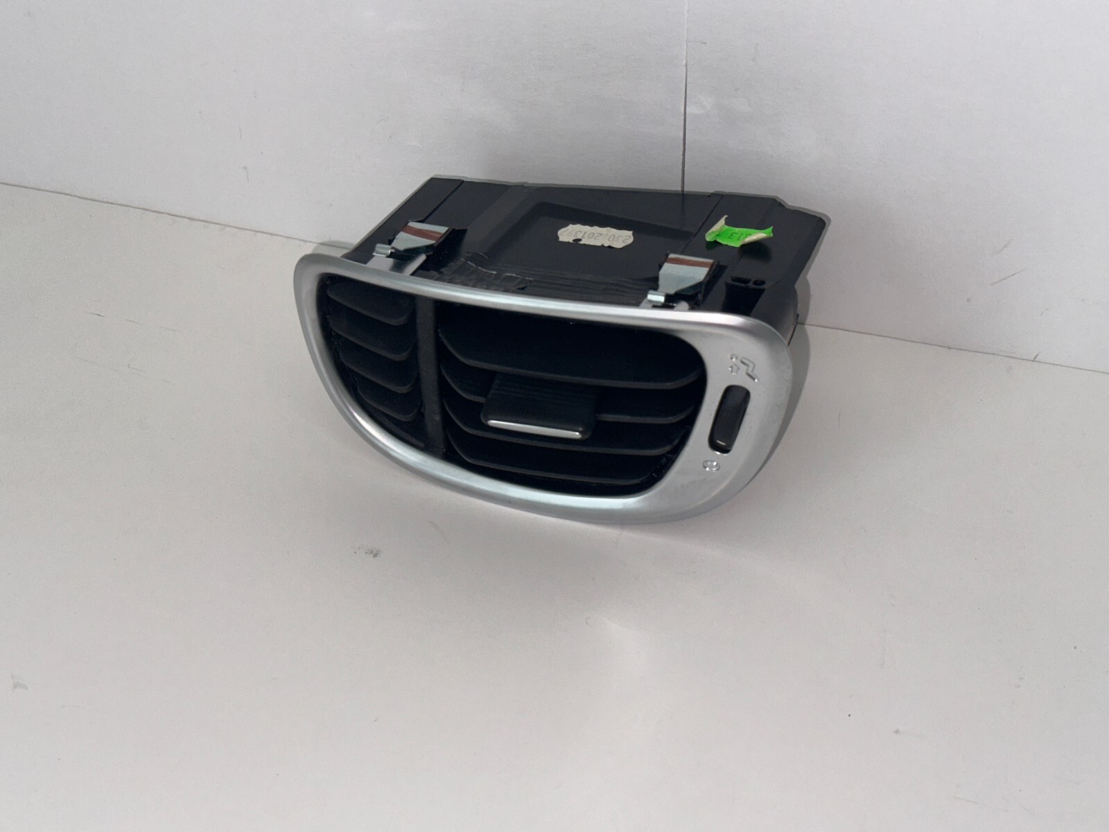 2014 - 2017 Fiat 500L Front Left Side AC Heater Air Vent Trim Grille OEM