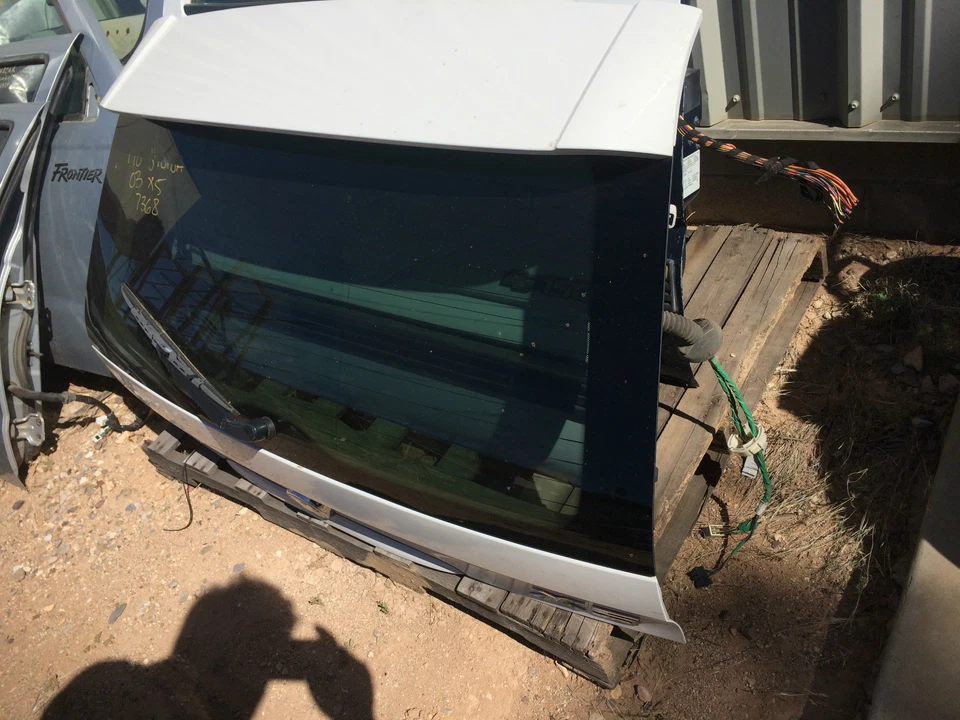 00-06 BMW X5 E53 OEM Upper Top Back Rear Lift Tail Gate with Privacy Glass White Foto 3 de 4